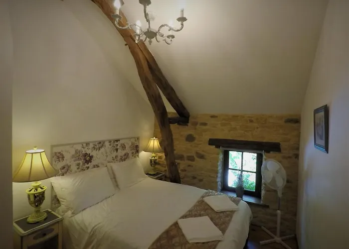 La Libellule And Le Papillon At Les Leroux, Near Casa vacanze