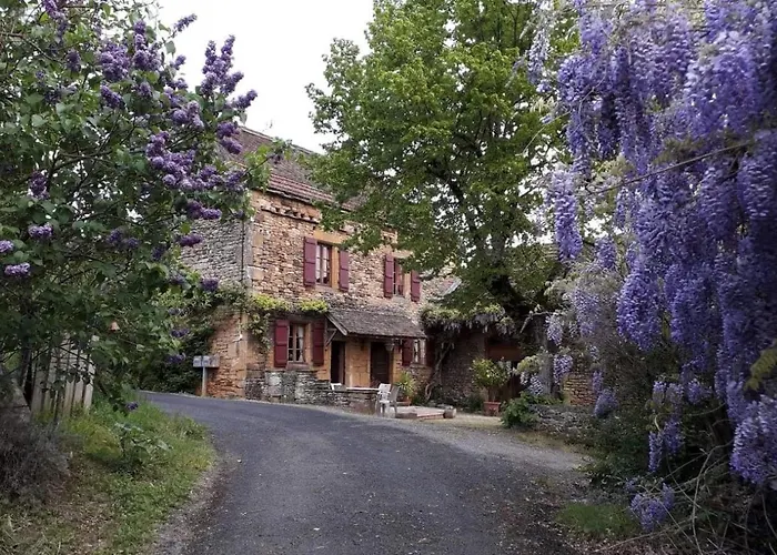 Casa vacanze La Libellule And Le Papillon At Les Leroux, Near