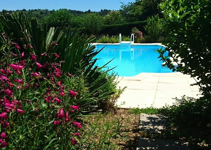 La Libellule And Le Papillon At Les Leroux, Near Casa vacanze Frayssinet-le-Gélat