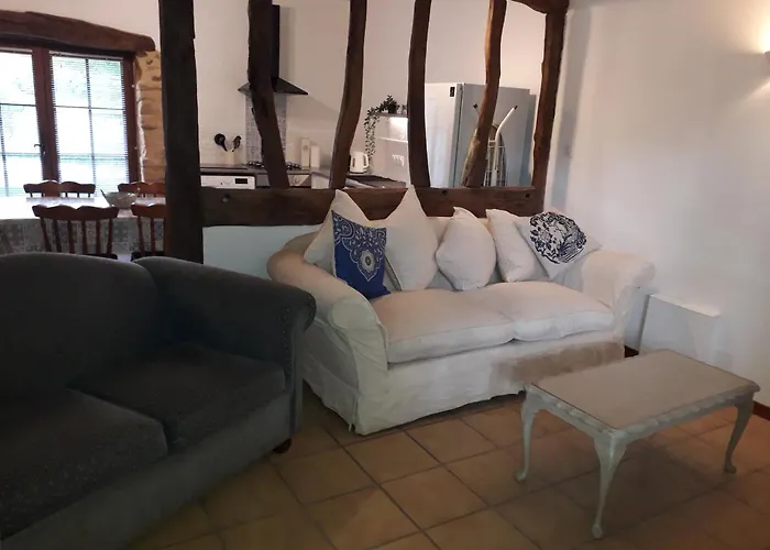 Casa vacanze La Libellule And Le Papillon At Les Leroux, Near