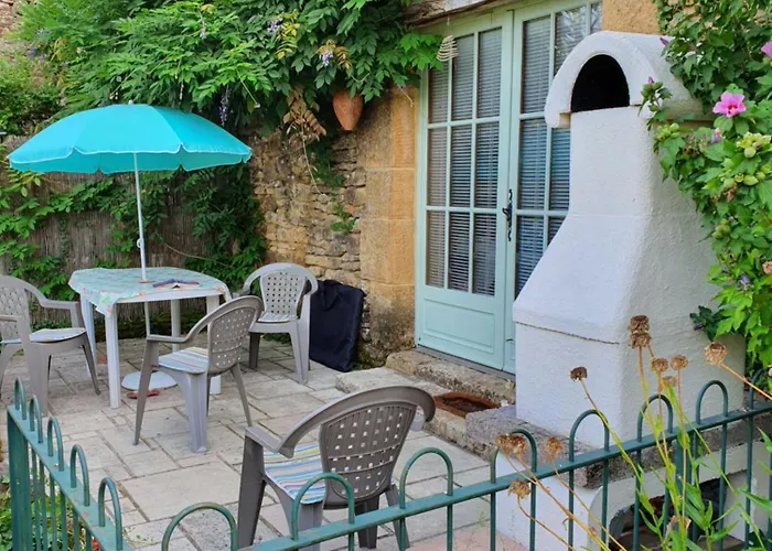 Casa vacanze La Libellule And Le Papillon At Les Leroux, Near