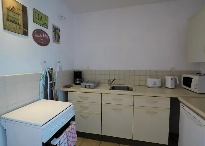 Holiday home La Libellule And Le Papillon At Les Leroux, Near