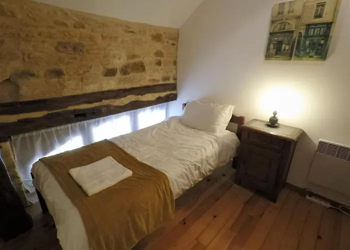 La Libellule And Le Papillon At Les Leroux, Near * Frayssinet-le-Gélat