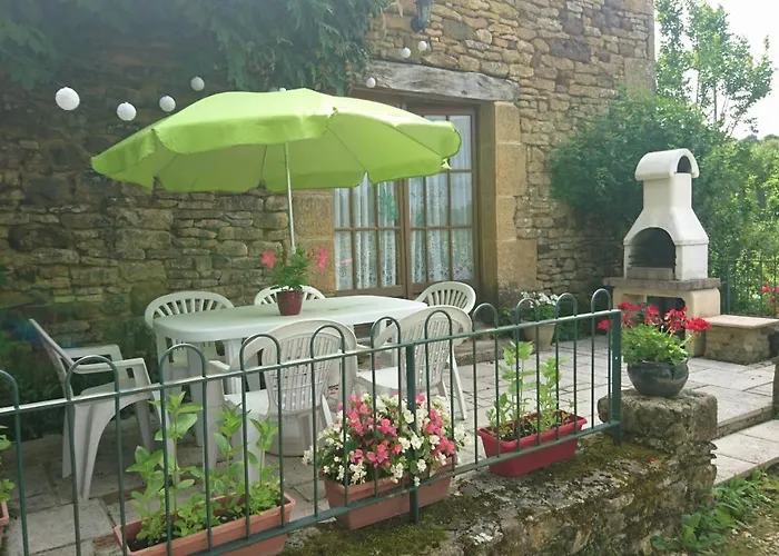 La Libellule And Le Papillon At Les Leroux, Near Frayssinet-le-Gelat